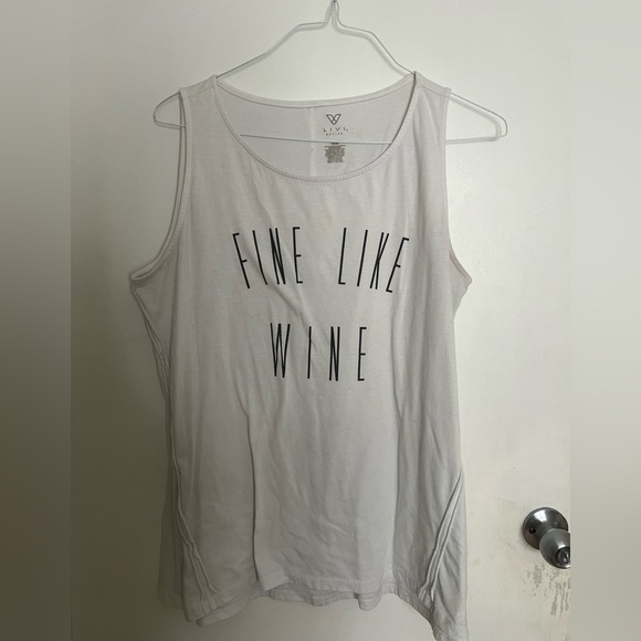 Tank top - Picture 1 of 3